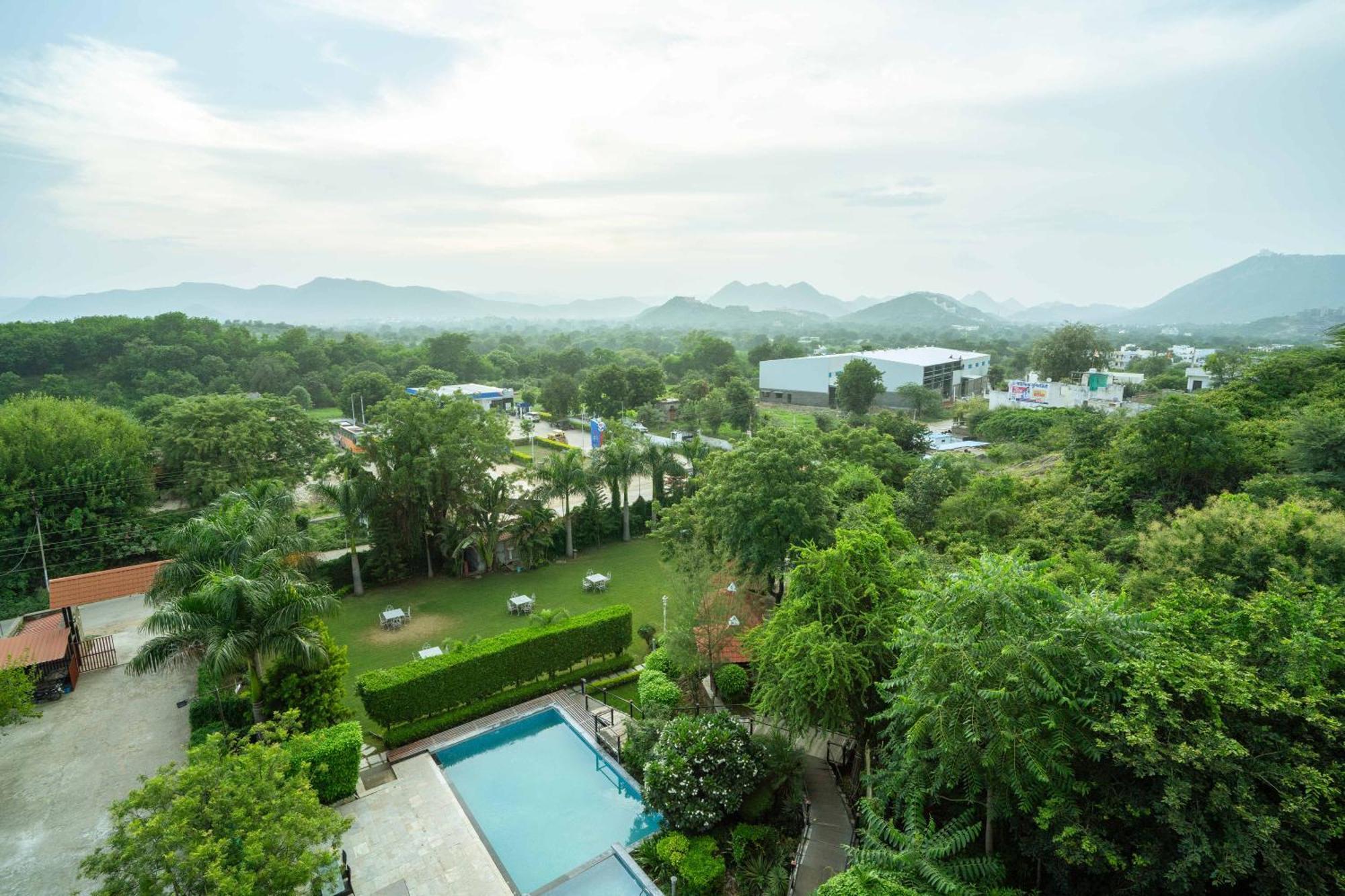 Treebo The Aravali Getaway Hotel Udaipur Exterior foto