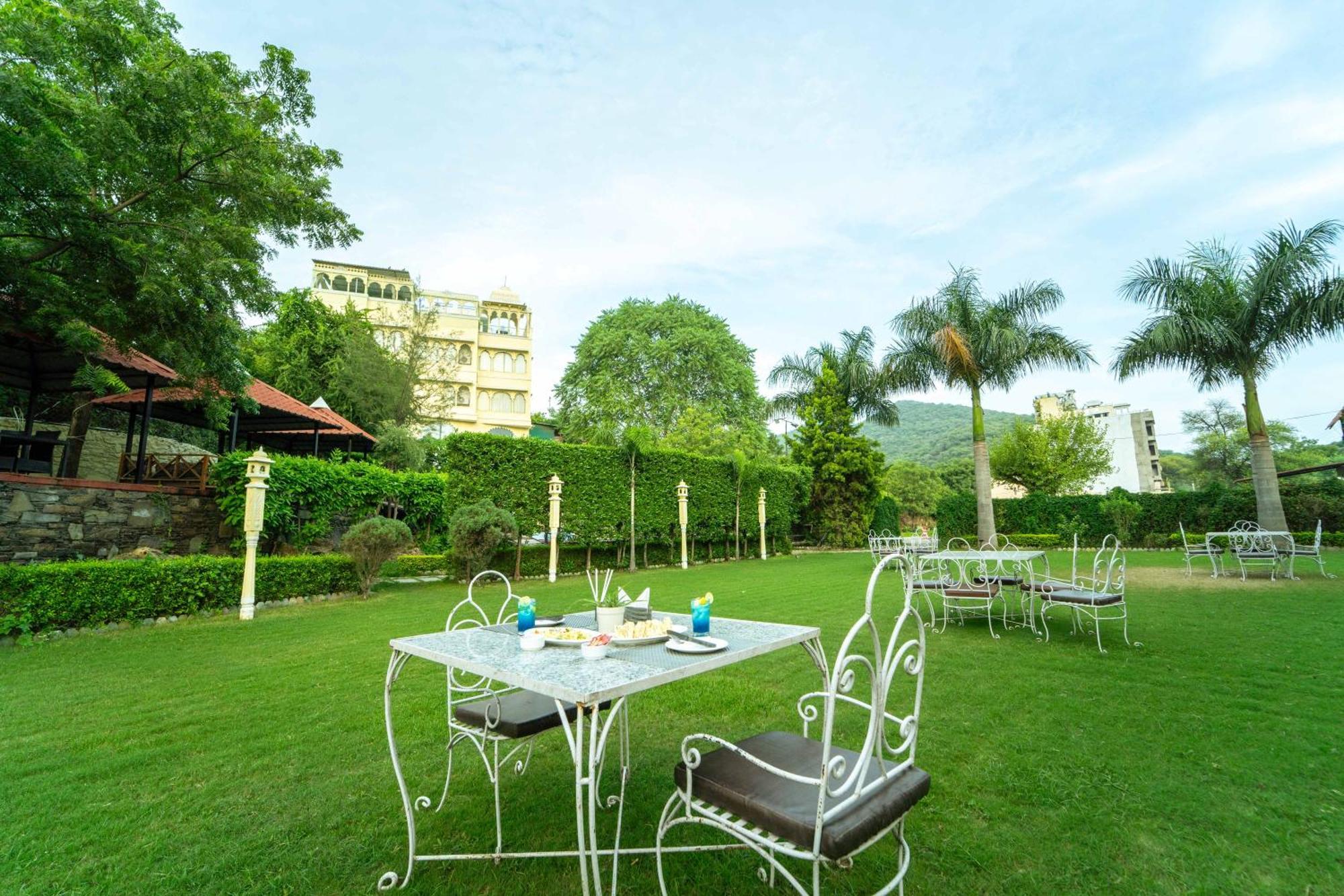 Treebo The Aravali Getaway Hotel Udaipur Exterior foto